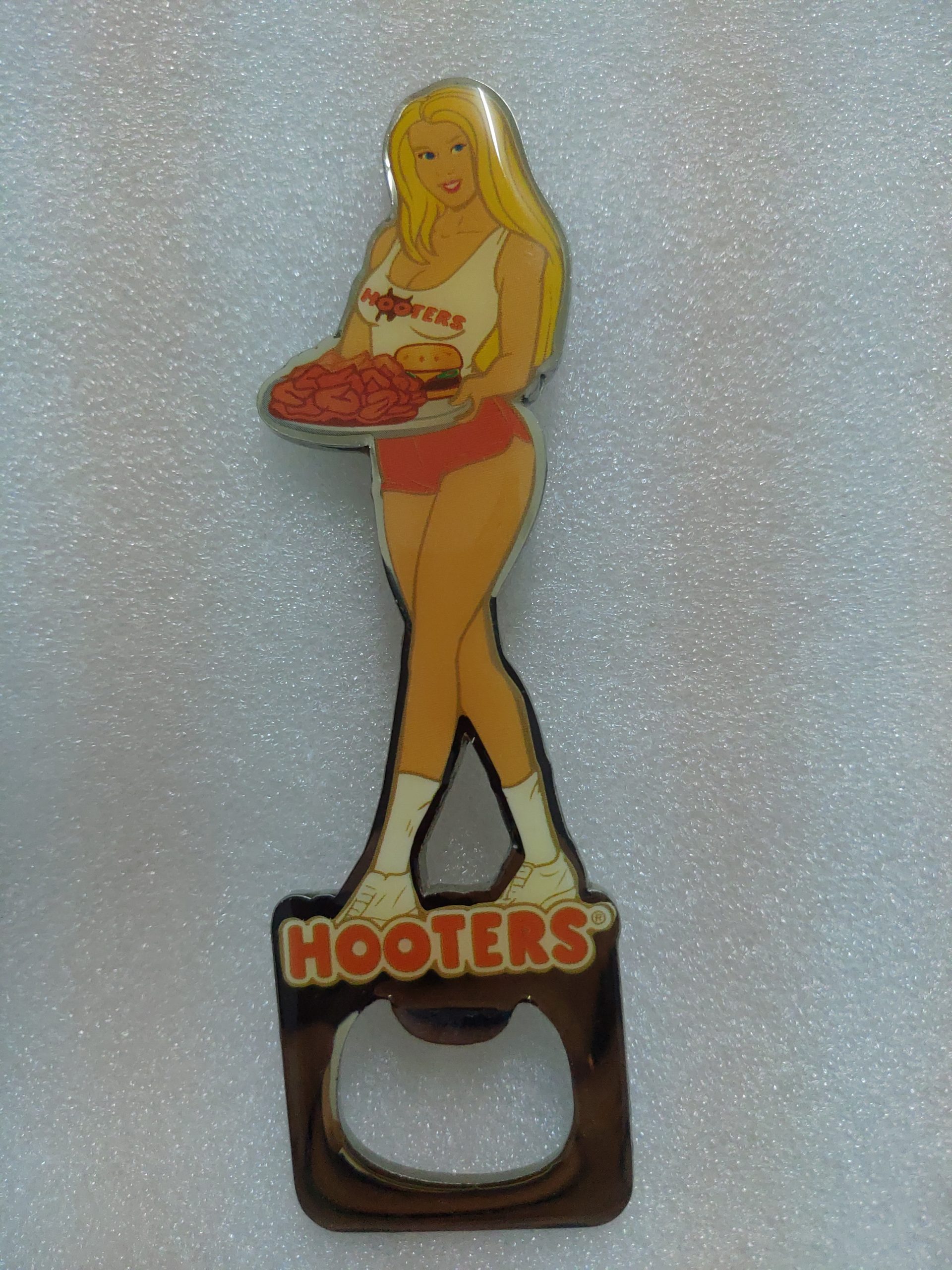 Hooter Girl Serving Buffalo Wings and Burger bottle opener fridge magnet